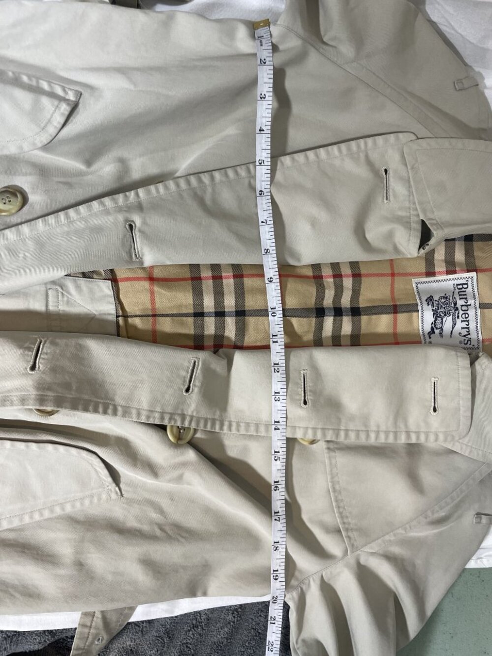 Authenticated Vintage 90's Burberrys by Sanyo Shokai Tan Nova Check Trench Coat - Picture 9 of 15